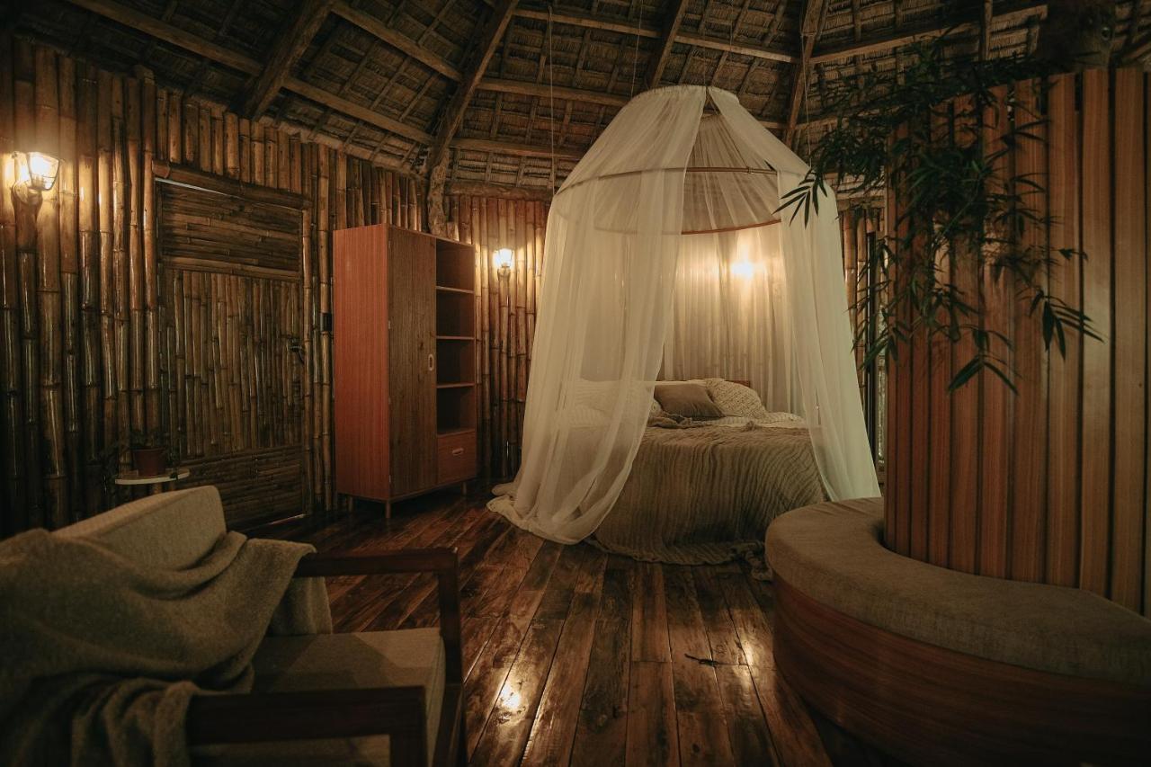 Treehouse De Valentine Villa Balamban Luaran gambar