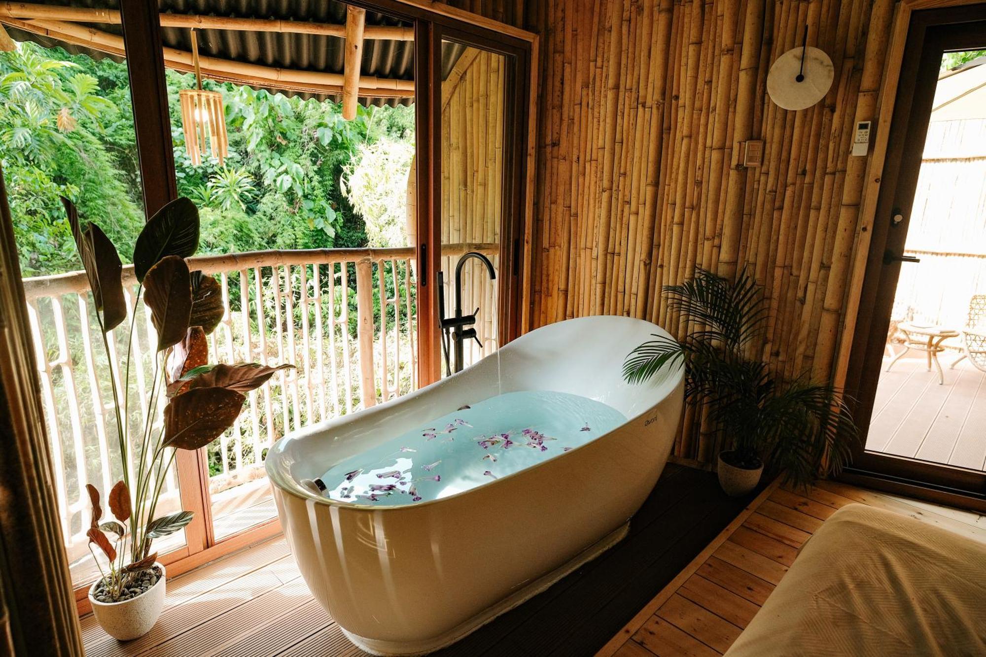 Treehouse De Valentine Villa Balamban Luaran gambar